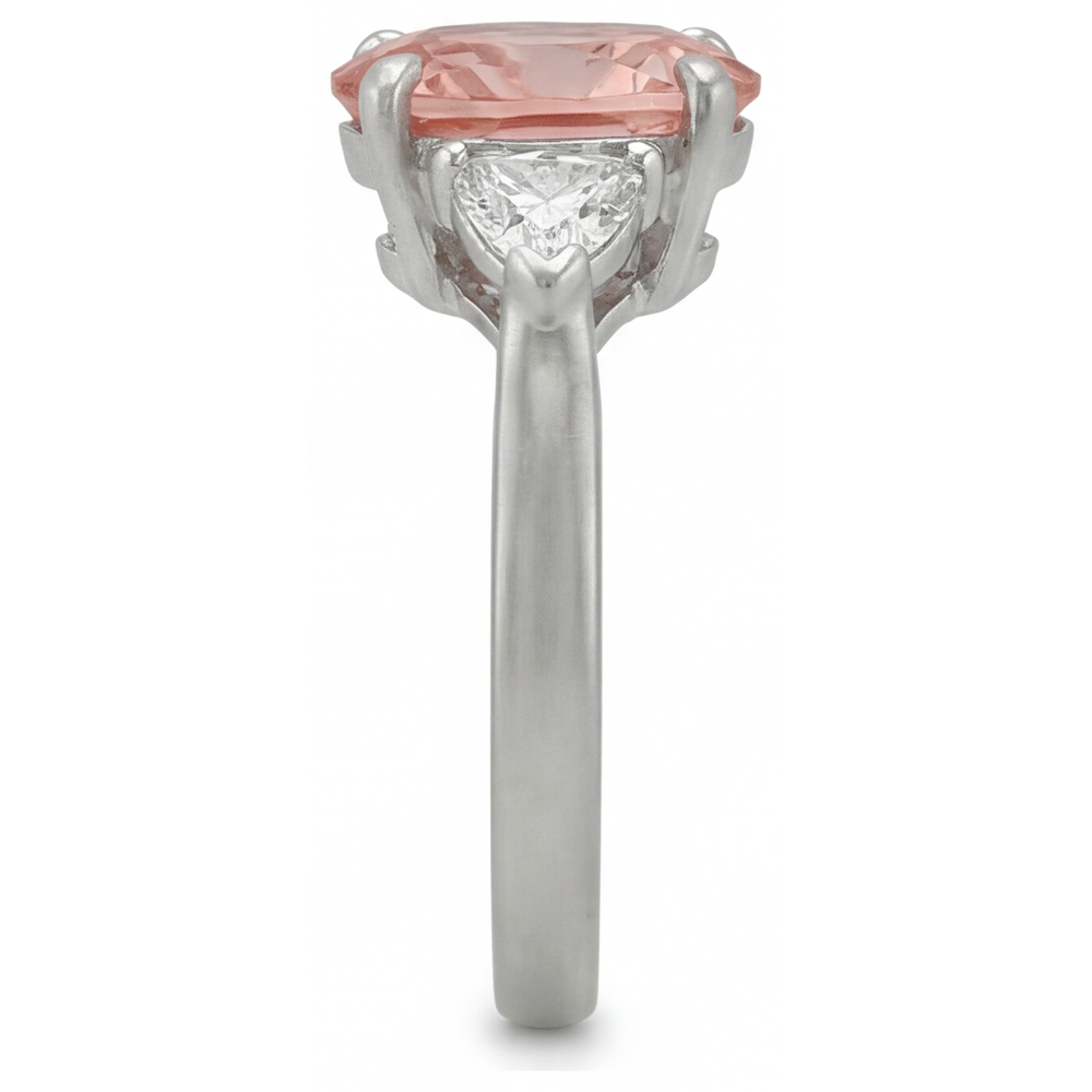 Padparadscha-Saphir Verlobungsring 2,9 Karat, echter Tropfenschliff und weisse Trillanten, Drei-Stein-Ring, 14 Karat Gold