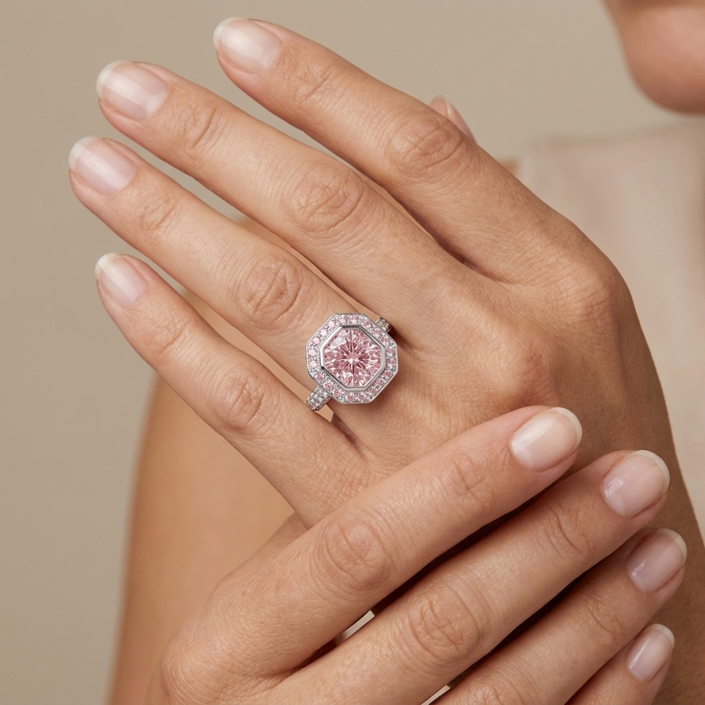 Rosa Diamantring 3,9 Karat Rundschliff