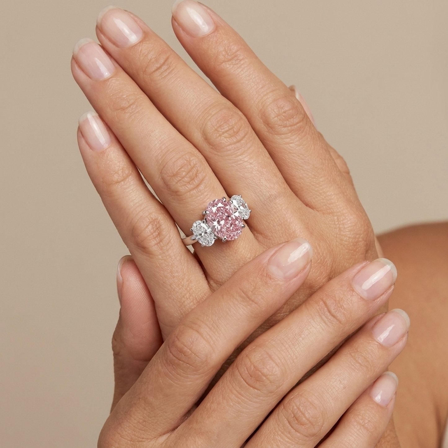 Rosa Diamantring 4,2 Karat Oval