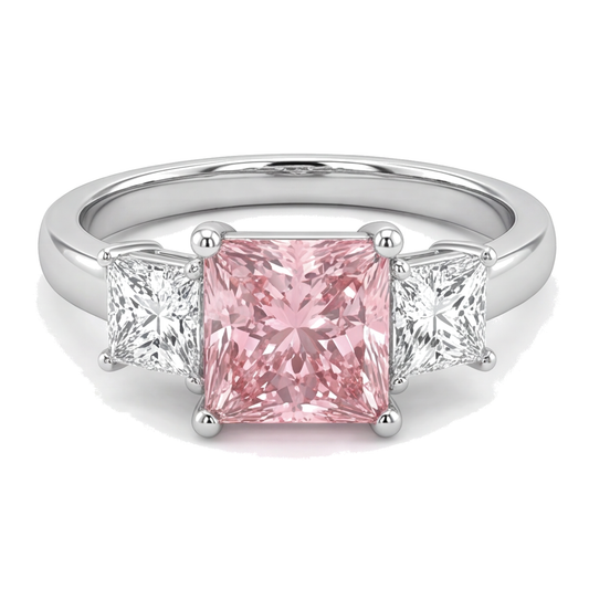 Rosa Diamant Dreistein-Ring 4,5 Karat im Labor gezüchtet Princess-Schliff 14 Karat Weißgold