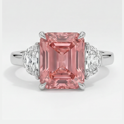 Padparadscha-Saphir-Dreistein-Ring, 3,6 Karat, natürlicher Radiant-Schliff und weisse Halbmonde, Platin