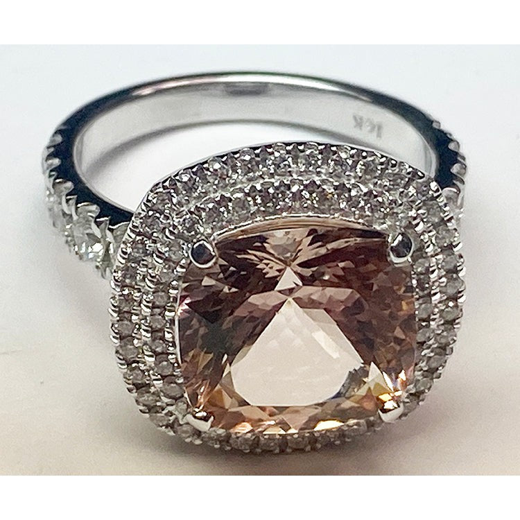 Kissen Morganit Diamant Ring