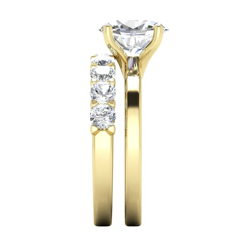 Ovaler Ring Aus Gelbgold Und Echte Diamantband Kissenschliff