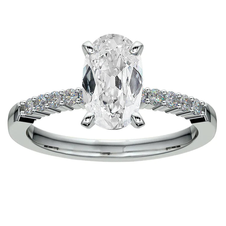 7 Karat ovaler Echt Diamantring
