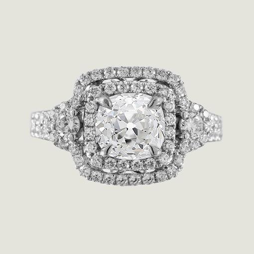 Doppelter Halo-Kissenförmiger Ring Old Cut Runden Natürliche Diamants 4 Karat