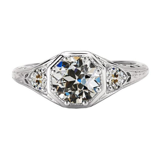 Runder Altschliff-Echt Diamantring Mit 3 Steinen Im Antiken Stil 4,50 Karat