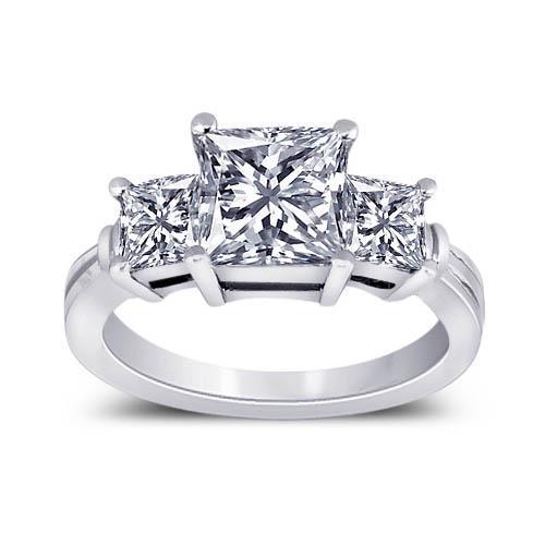 2.51 Karat Princess Diamants Verlobungsring 3 Steine Goldschmuck