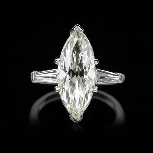 3 Steine Baguette & Marquise Altschliff Diamantring 4,50 Karat - harrychadent.ch