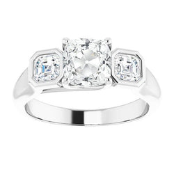 3 Steine Radiant & Cushion alter Bergmann Diamantring Lünette 6,50 Karat