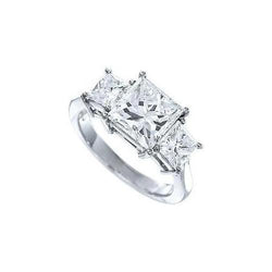 4,01 Karat Drei-Stein-Diamant-Ring im Princess-Schliff Echt