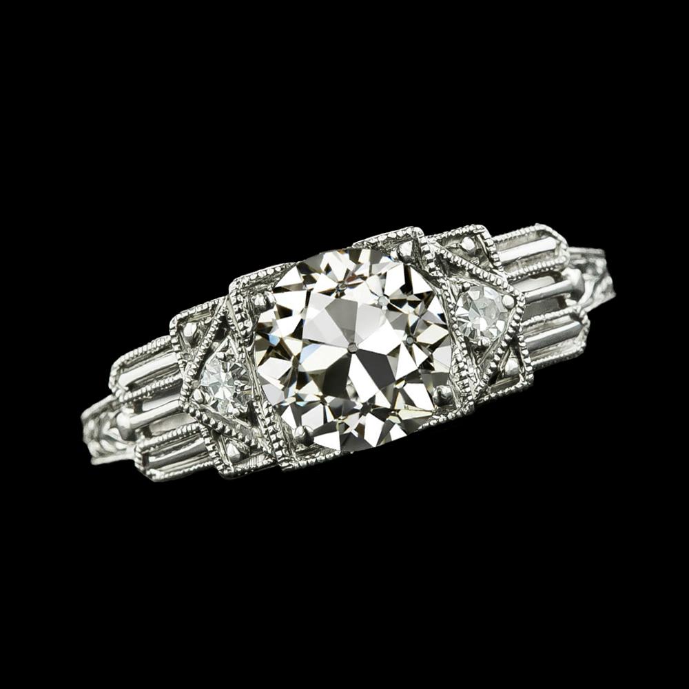 Ring mit drei Steinen im Vintage-Stil mit runden Diamanten im Altschliff 2,25 Karat - harrychadent.ch