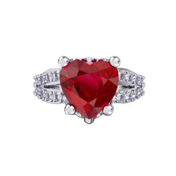 5 Karat Krappenset Roter Rubin im Herzschliff mit Diamantring Weißgold 14K