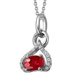 Herzförmige Halskette mit Anhänger 5,60 Karat Rubin und Diamanten WG 14K