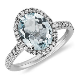 11.70 Kt Ovaler Aquamarin und runder Diamanten Ring 14K Weißgold