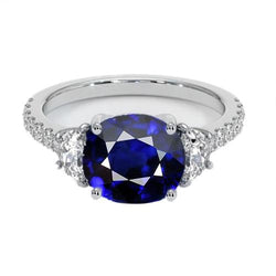 3 Stein-Stil Ovaler Ceylon Saphir & Halbmond Diamanten Ring 11 Karat