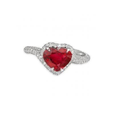 6.75 ct roter Rubin in Herzform mit Diamantring Gold 14K