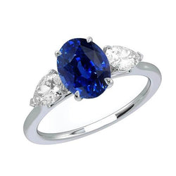 Birnen Diamant Drei Steine Ring Oval tiefblauer Saphir 3 Karat