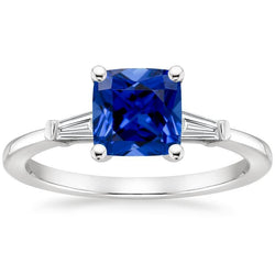 Blauer Kissen Saphir & Baguette Diamanten 3 Stein Ring 2,75 Karat Neu