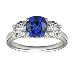 Damen 3 Steine Ringkissen Blauer Saphir & Runde Diamanten 2.50 Karat
