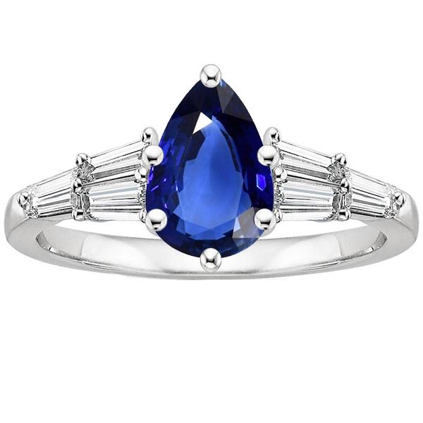 Damen Ring Blauer Saphir Mit Baguette Diamant Akzenten 4 Karat