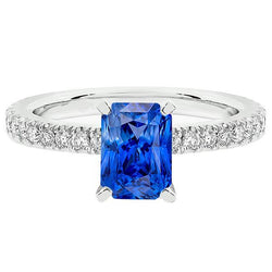Damen Saphirring Strahlend mit Pave Set Diamantakzenten 3,50 Karat