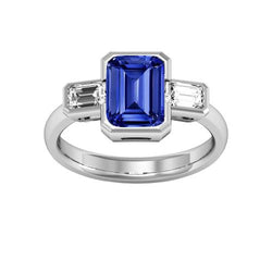 Drei-Stein-Smaragd-Diamant-Saphir-Ring, halbe Lünette, 1,75 Karat