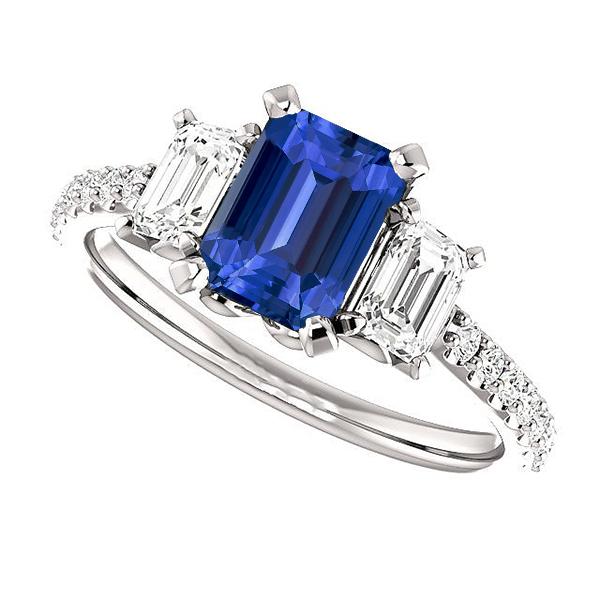 Drei-Stein-Smaragd-Saphir-Ring mit akzentuierten Diamanten 4,50 Karat - harrychadent.ch