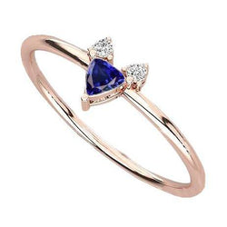 Drei Steine Ring Trillion Blauer Saphir 0,75 Karat Roségold Schmuck
