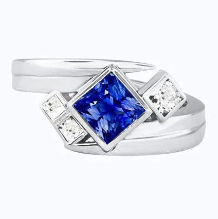 Fancy Diamantring 2 Karat Lünette Princess Blue Sapphire