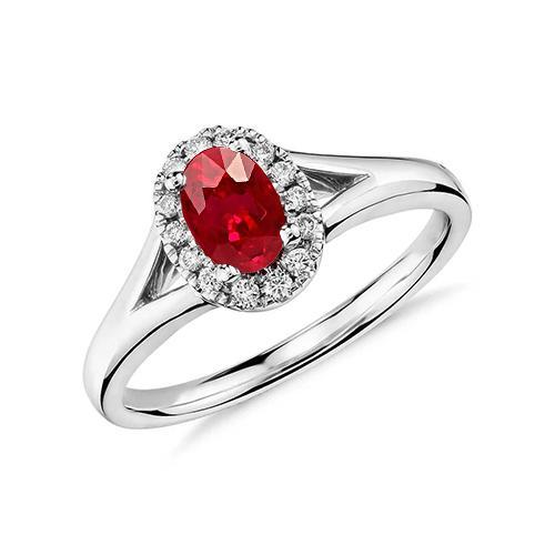 Ovaler Diamantring mit rotem Rubin 1,20 Karat Weißgold 14K