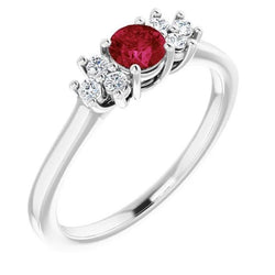 Roter runder Rubin- und Diamantring 1,50 Karat