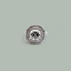 Halo Asscher Diamant Ehering 4,69 Karat Weißgold 14K