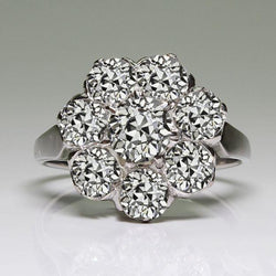 Halo-Ring runder alter Minenschliff-Diamant-Blumen-Stil 9 Karat Gold