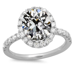 Ovaler alter Bergmann Diamant Halo Verlobungsring mit Akzenten 8 Karat