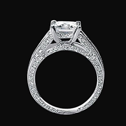 Diamant-Jubiläums-Ausgefallener Ring 3,51 Karat Prinzessin Diamant Gold Weiß