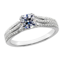 Kissen Alter Minenschliff Diamant Jubiläumsring Dreifach geteilter Schaft 5 Karat