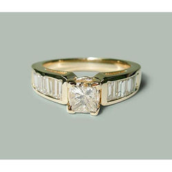 1.50 ct Princess & Baguette Diamant-Verlobungsring Gelbgold