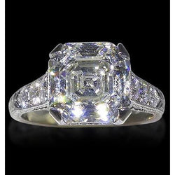 Asscher Diamant-Verlobungsring mit Akzenten 4,65 Karat