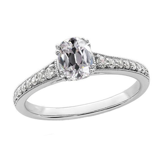 Ovaler Diamantring im alten Minenschliff aus Weißgold mit Akzenten 3,70 Karat - harrychadent.ch