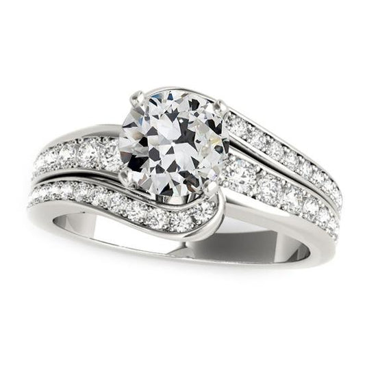 Runder Diamantring im alten Minenschliff mit gedrehtem Schaft, 5 Karat Gold - harrychadent.ch